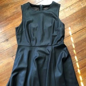 Jennifer Lopez womens black sleeveless cocktail dr